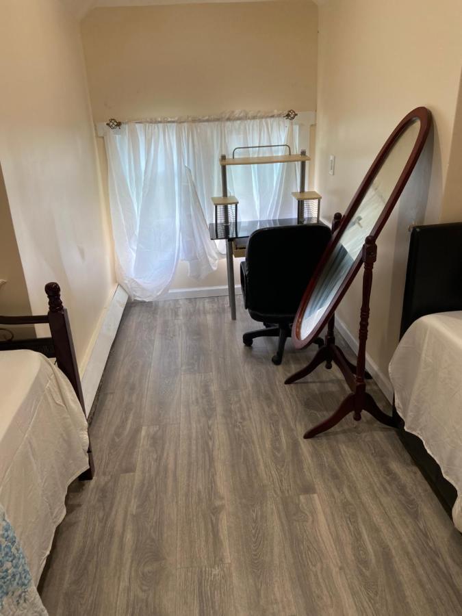 A Nice Room In Queens New York Exterior foto