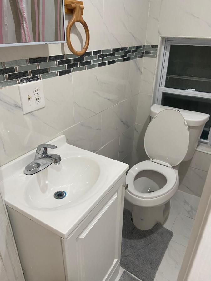 A Nice Room In Queens New York Exterior foto